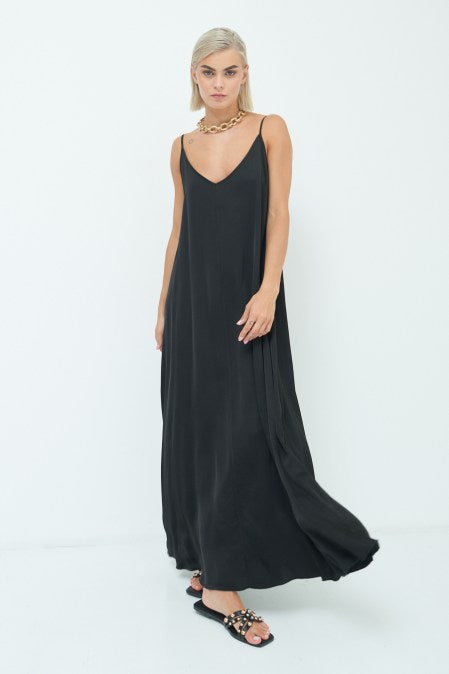 LONG V-NECK DRESS